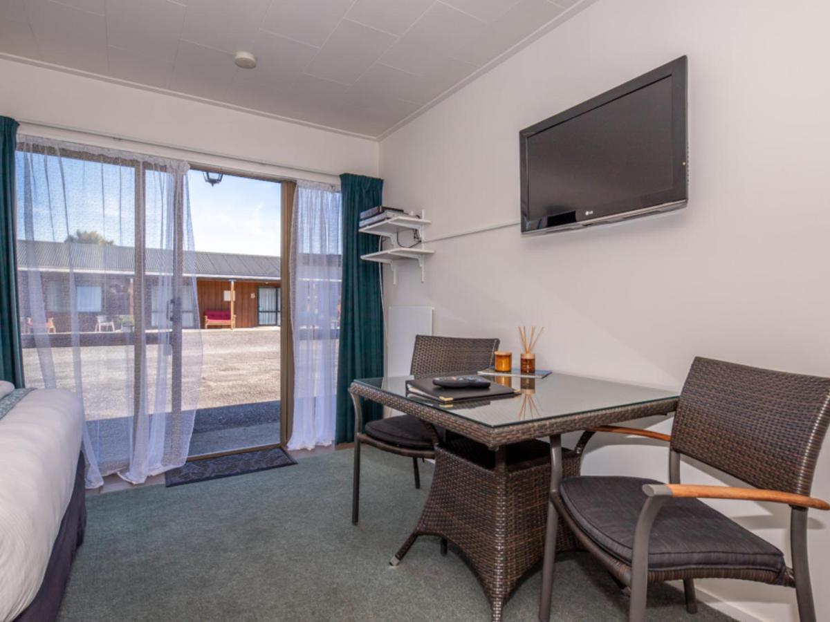 Buller Bridge Motel Westport Extérieur photo