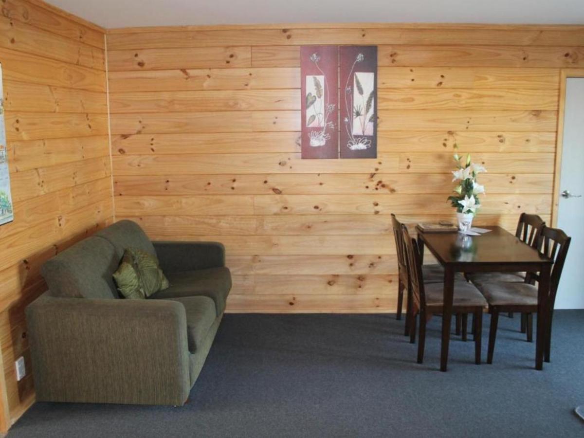 Buller Bridge Motel Westport Extérieur photo