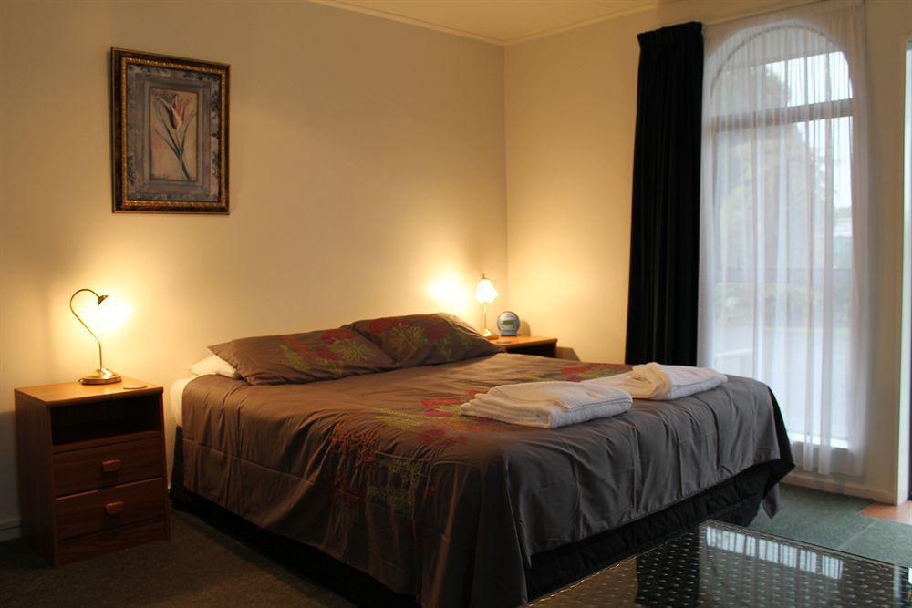 Buller Bridge Motel Westport Extérieur photo